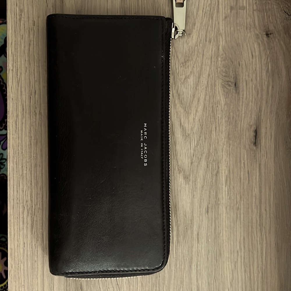 Marc Jacobs wallet.